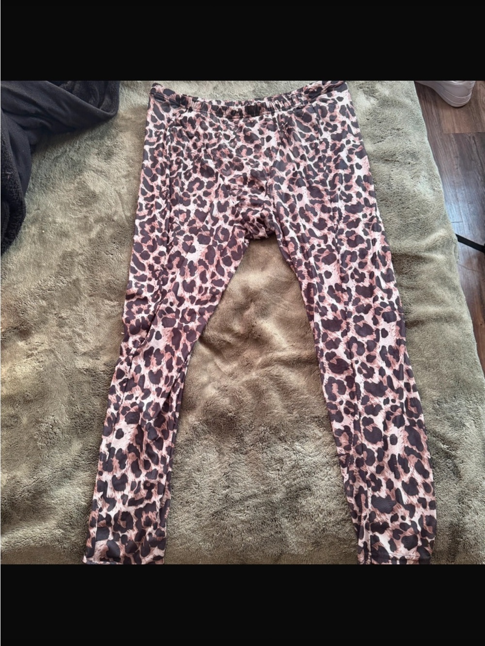 Source Unknown Pink and Brown Leopard Print Leggings